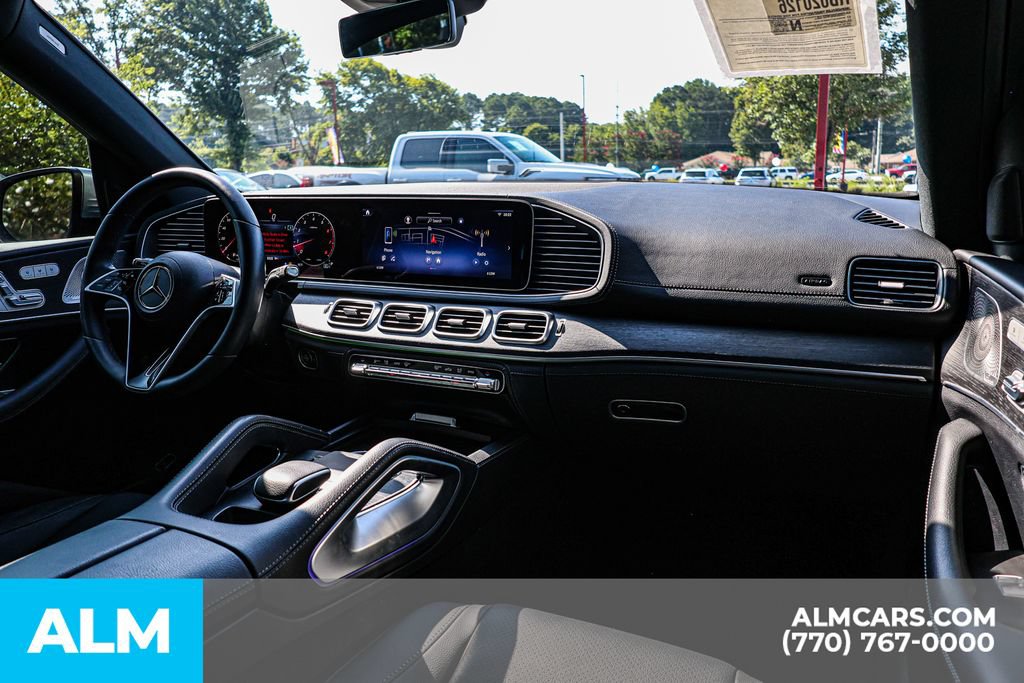 Used 2024 Mercedes-Benz GLE 450 4MATIC w/ AMG Line Exterior image 31
