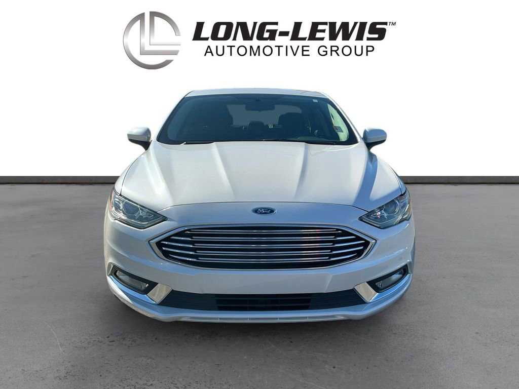 Used 2018 Ford Fusion SE w/ Equipment Group 201A image 11