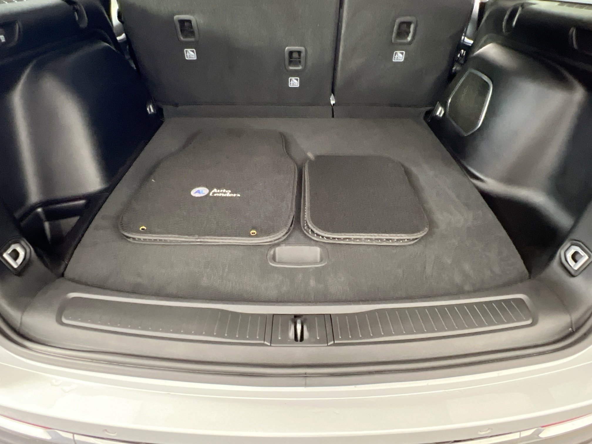 Used 2022 Jeep Grand Cherokee Limited AWD/4WD image 25