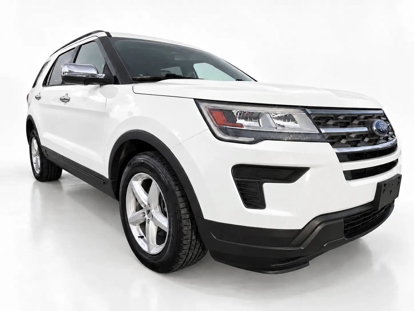 Used 2018 Ford Explorer FWD image 4