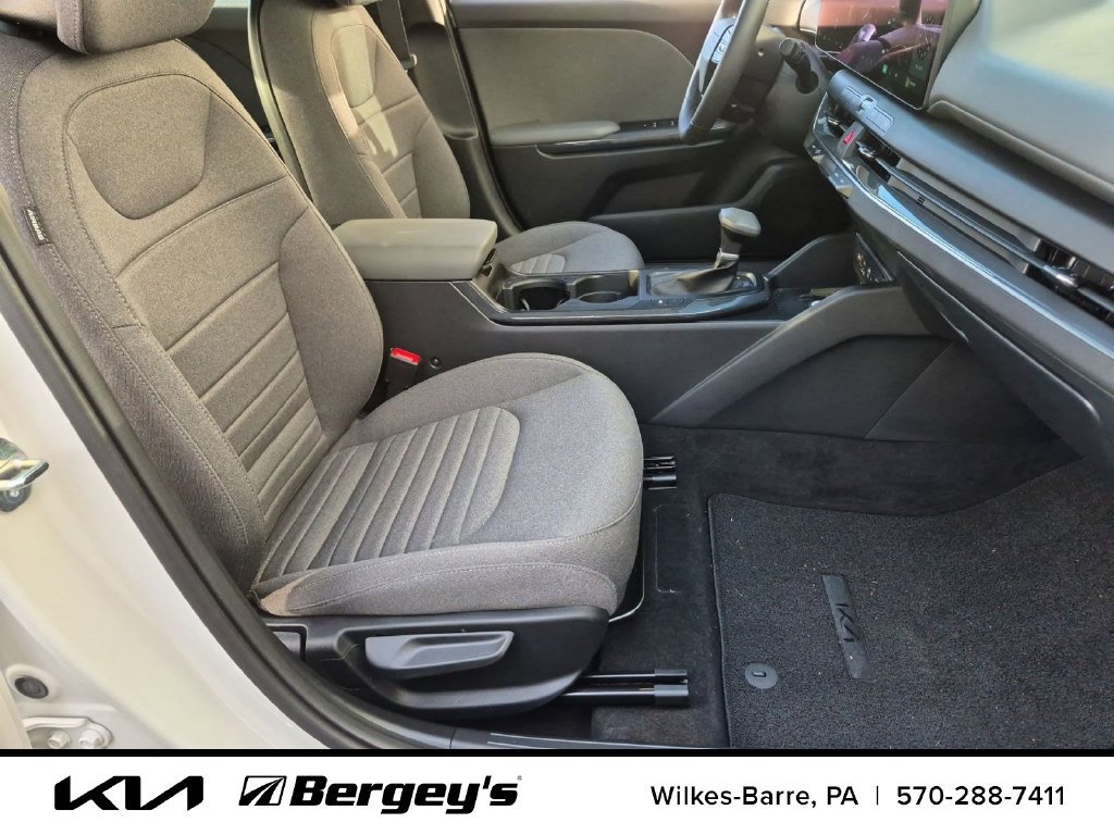 Certified 2025 Kia K4 EX FWD image 34
