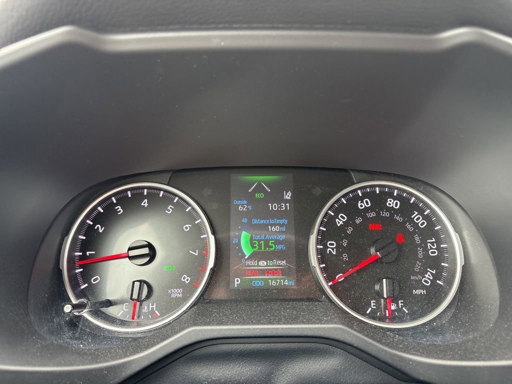Used 2022 Toyota RAV4 XLE FWD image 14