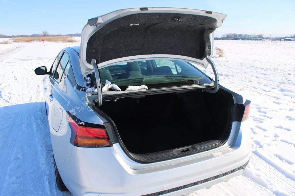 Used 2024 Nissan Altima 2.5 SV image 34