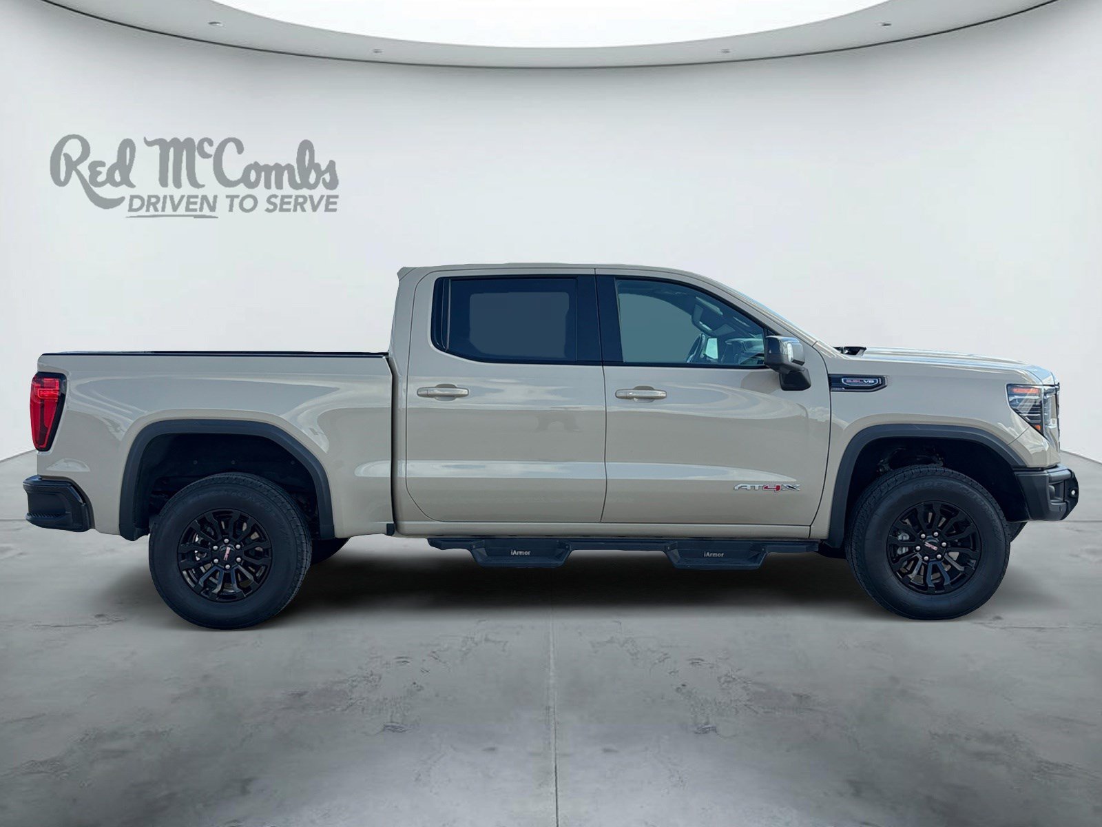 Used 2023 GMC Sierra 1500 AT4X AWD/4WD image 4