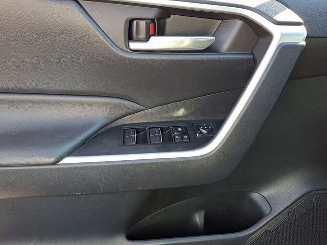 Used 2024 Toyota RAV4 XLE image 12