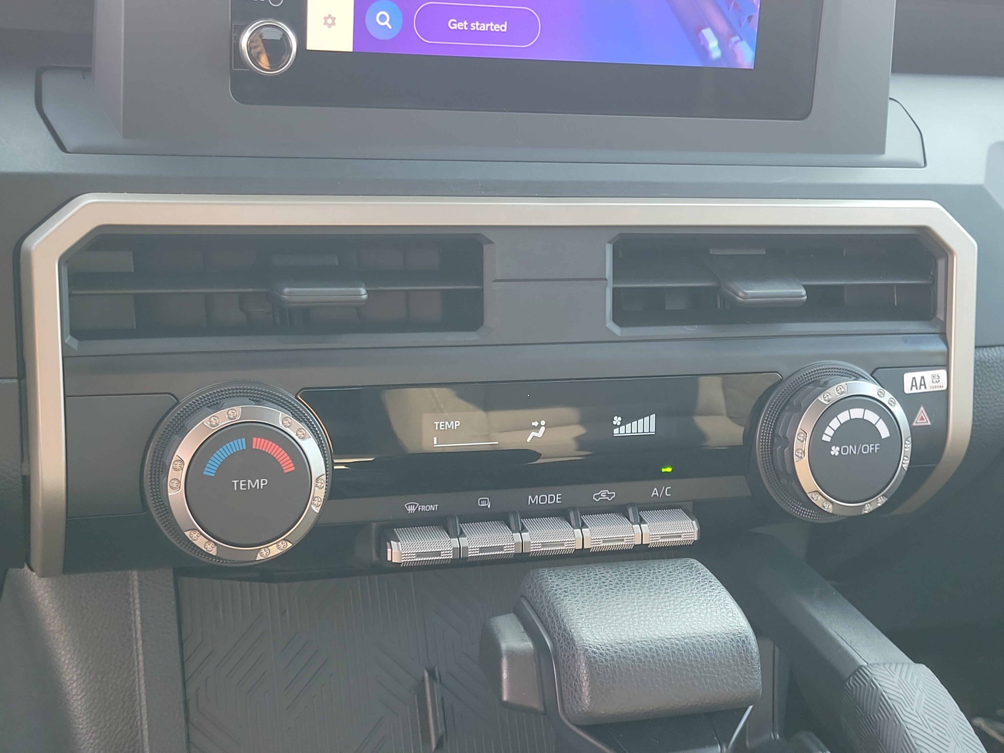 Used 2025 Toyota Tacoma SR AWD/4WD image 22