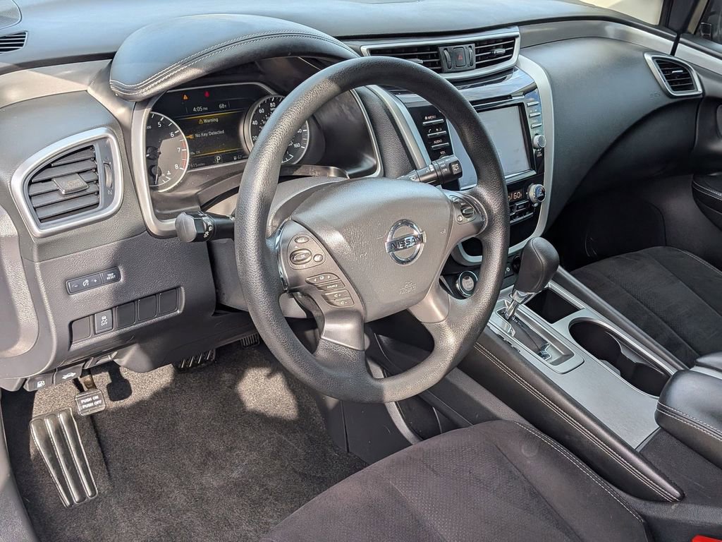 Used 2019 Nissan Murano S AWD/4WD image 10