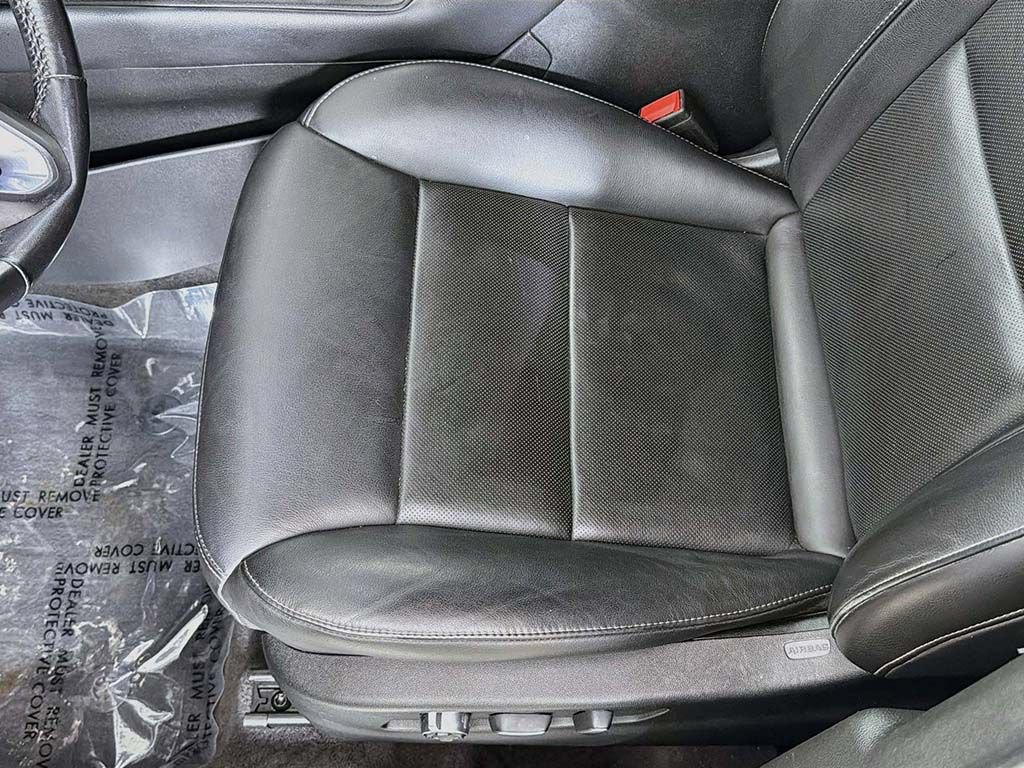 Used 2019 Cadillac XT4 Premium Luxury FWD image 24