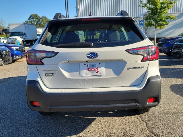 Certified 2025 Subaru Outback AWD/4WD image 6