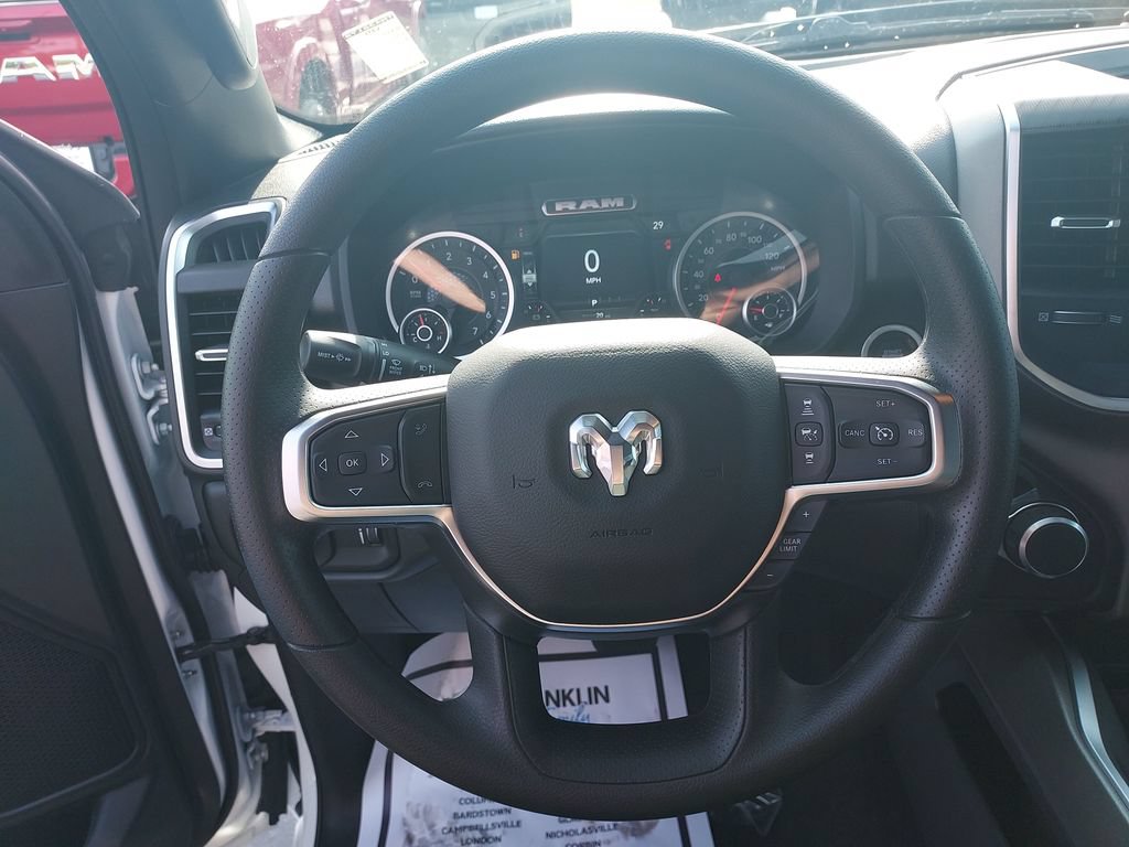 New 2026 RAM 1500 Express AWD/4WD image 17