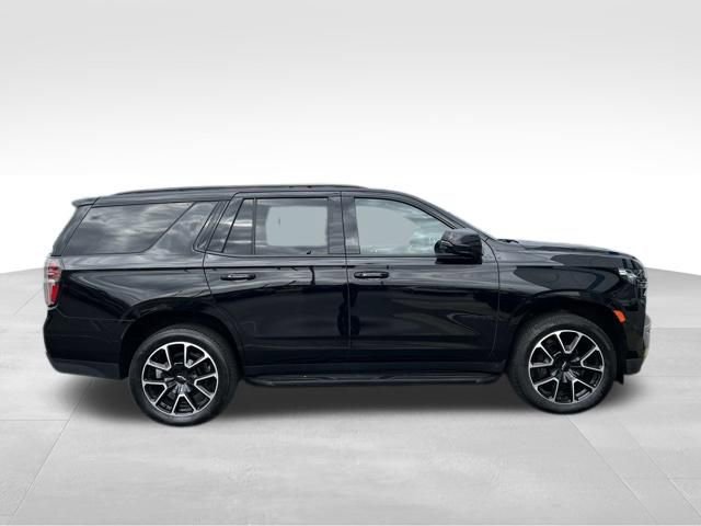 Certified 2022 Chevrolet Tahoe RST w/ Luxury Package AWD/4WD image 4
