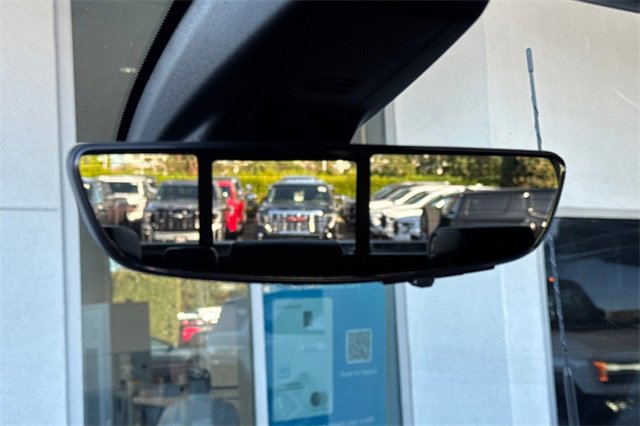 Used 2023 GMC Sierra 3500 Denali w/ Denali Black Diamond Edition image 25