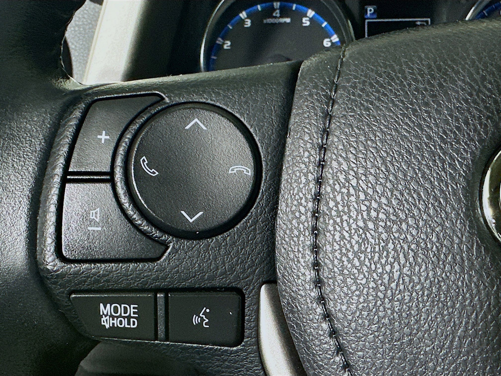 Used 2016 Toyota RAV4 XLE image 16