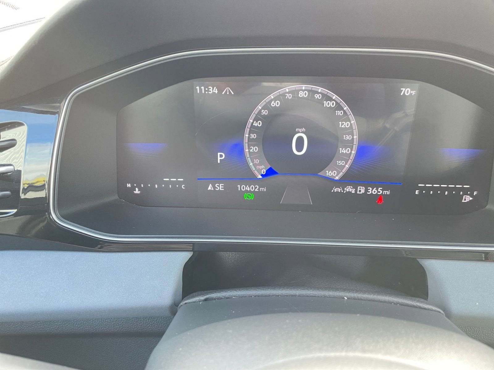 Used 2025 Volkswagen Jetta SE image 40