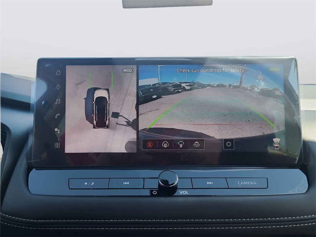 Used 2024 Nissan Rogue SL w/ SL Premium Package image 13