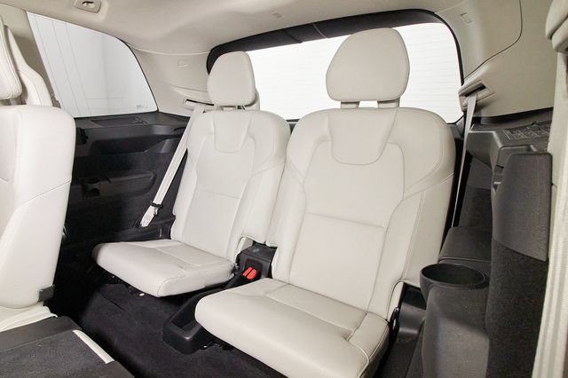 Certified 2023 Volvo XC90 B6 Core w/ Protection Package Premier AWD/4WD image 22