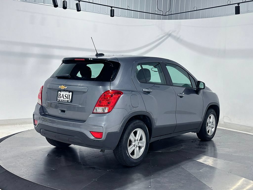 Used 2020 Chevrolet Trax LS FWD image 11