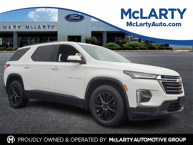 Used 2023 Chevrolet Traverse LT