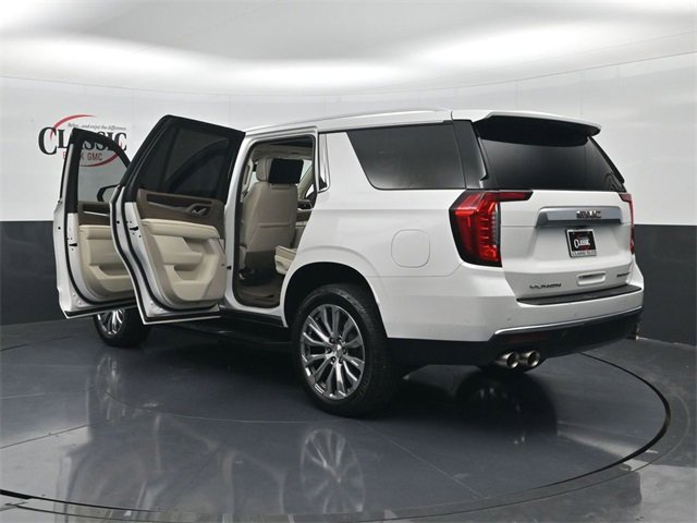 Used 2021 GMC Yukon Denali w/ LPO, Illumination Package image 32