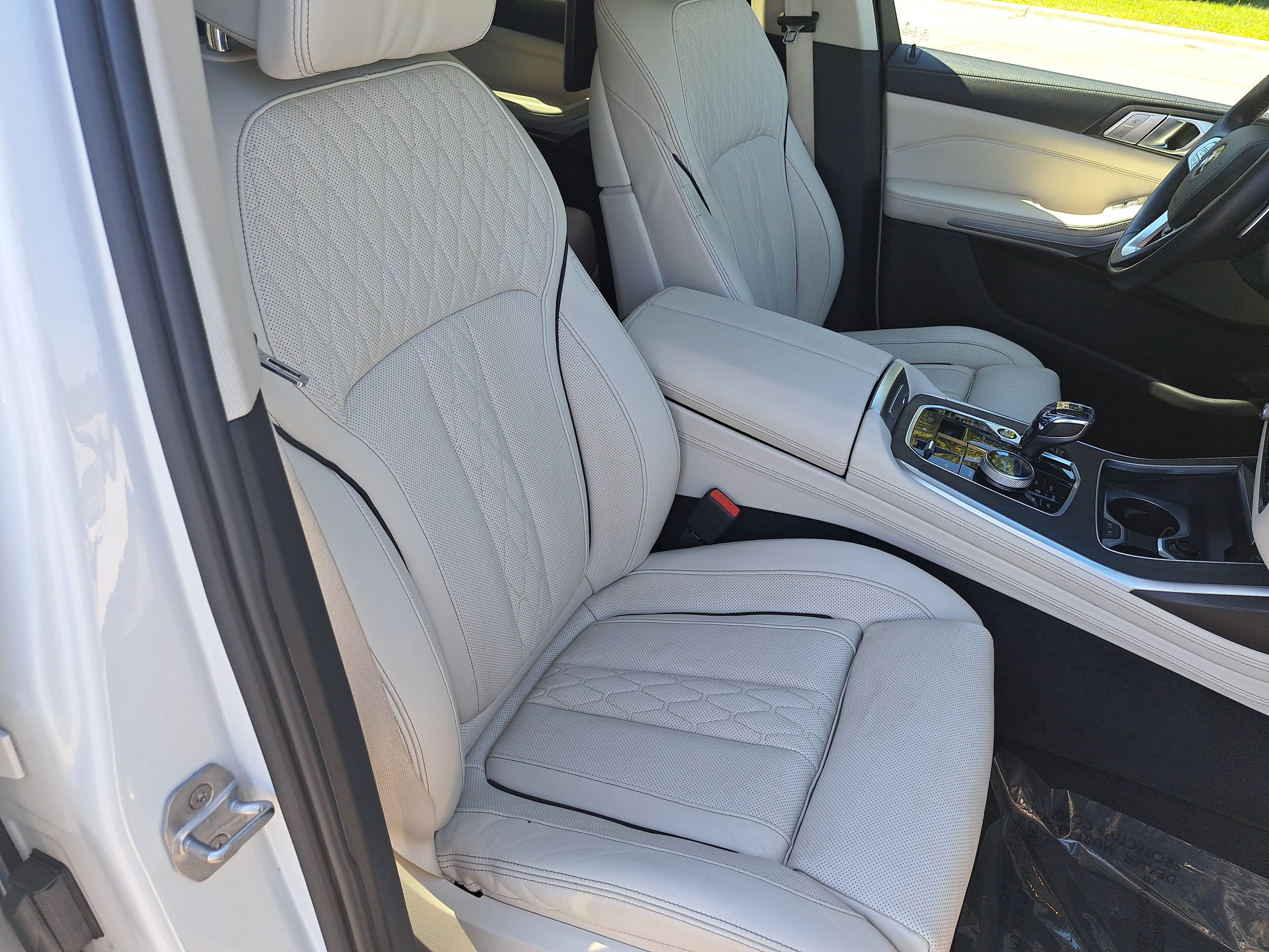 Used 2020 BMW X7 xDrive40i w/ Executive Package AWD/4WD image 10