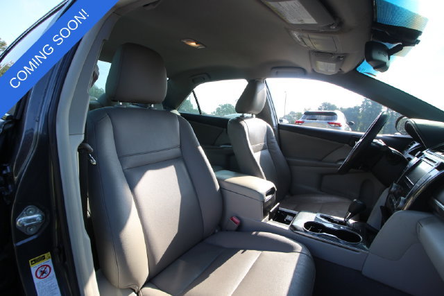 Used 2012 Toyota Camry XLE FWD image 5