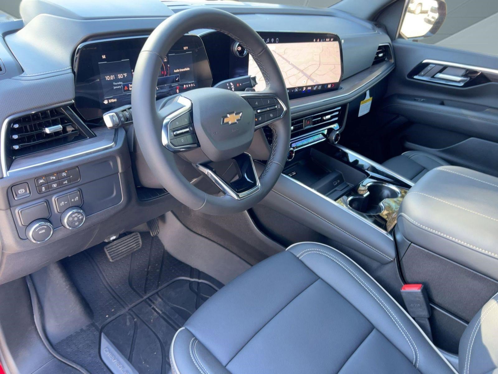 Certified 2026 Chevrolet Suburban Premier RWD image 4