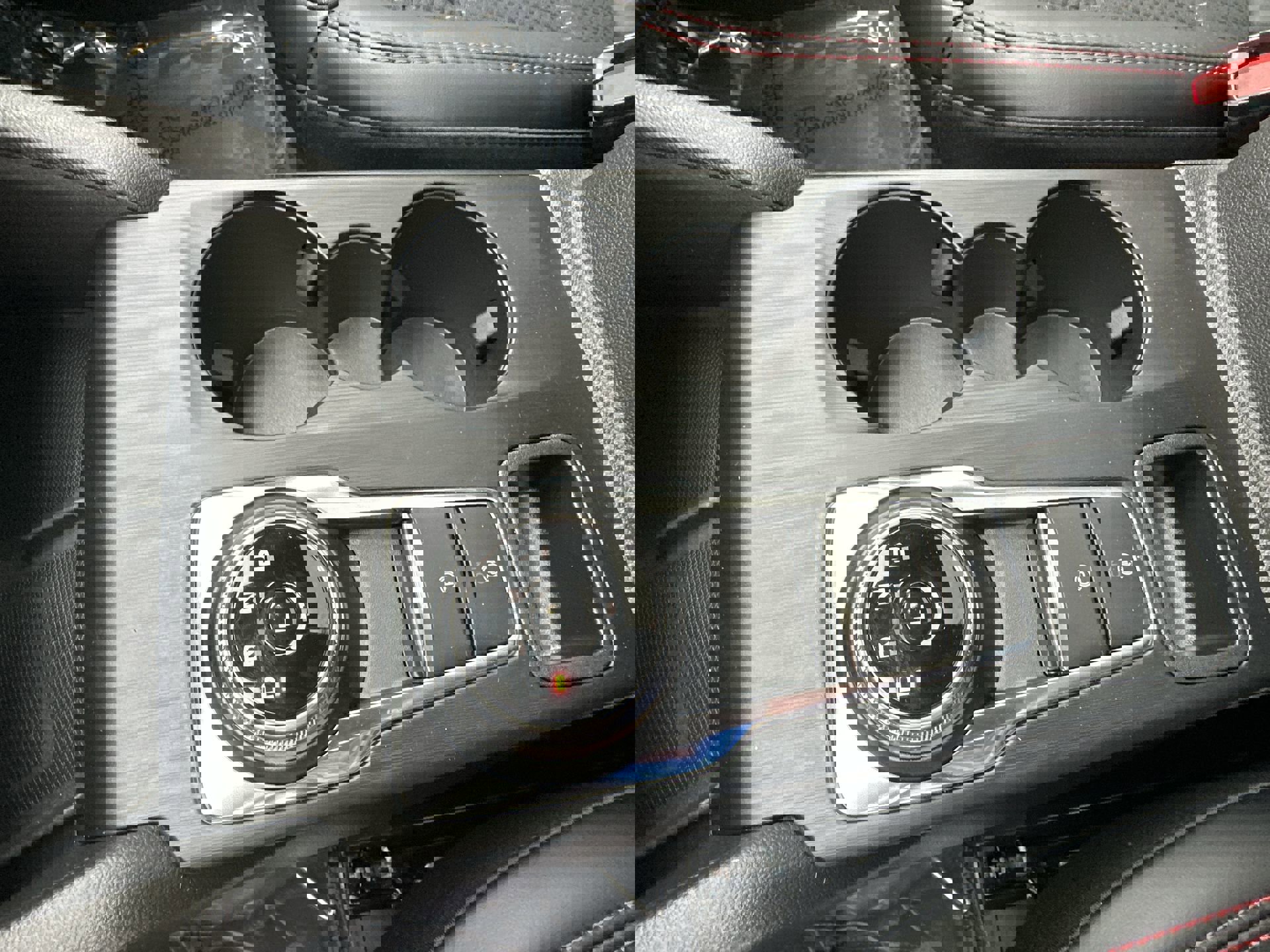 Certified 2025 Ford Escape ST-Line Elite w/ Class II Trailer Tow Package image 37