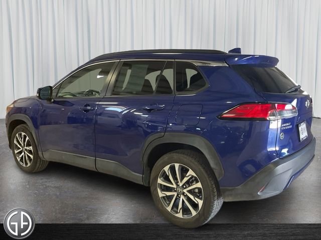 Used 2023 Toyota Corolla Cross XLE image 7