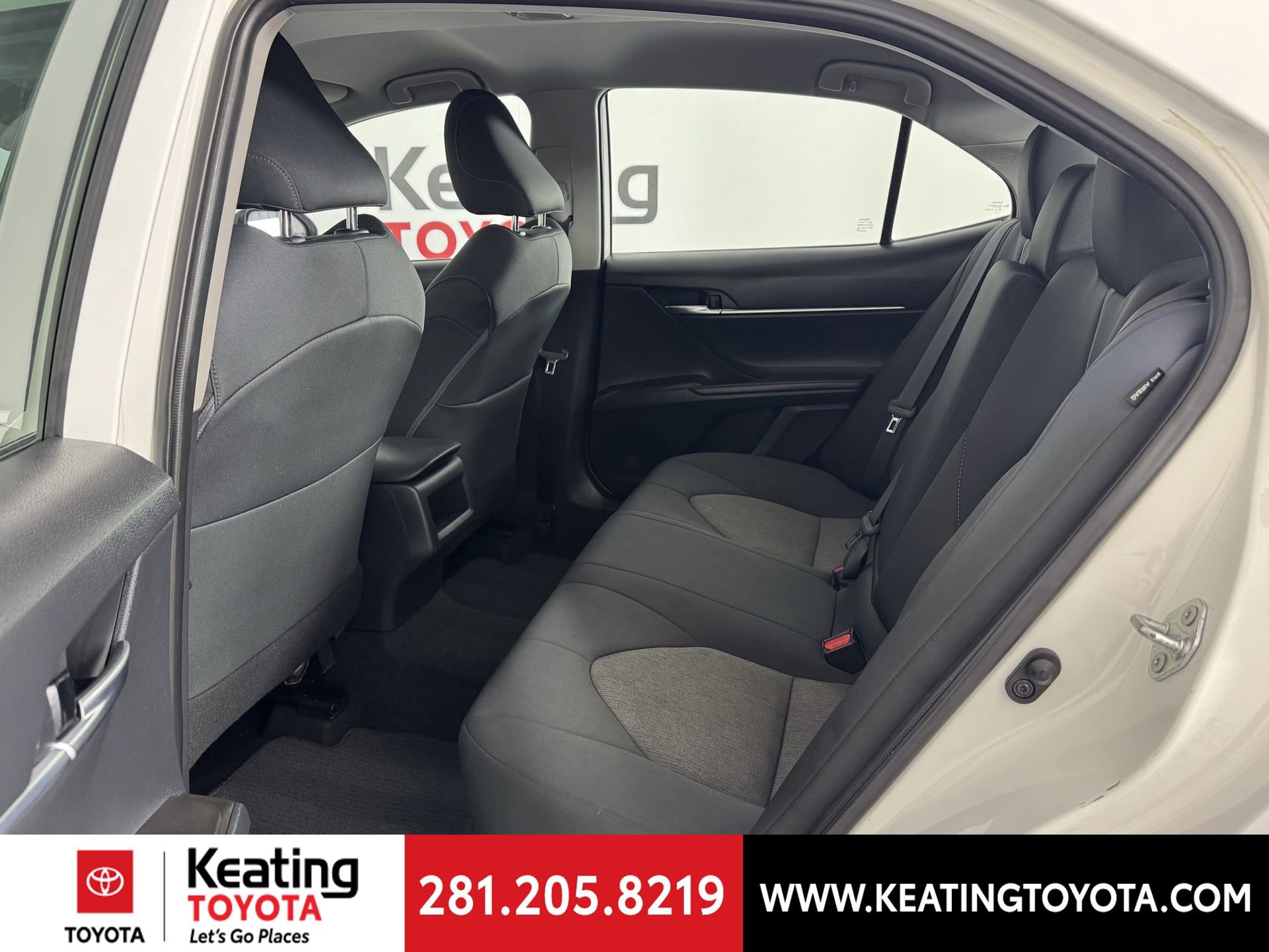 Used 2021 Toyota Camry LE image 15