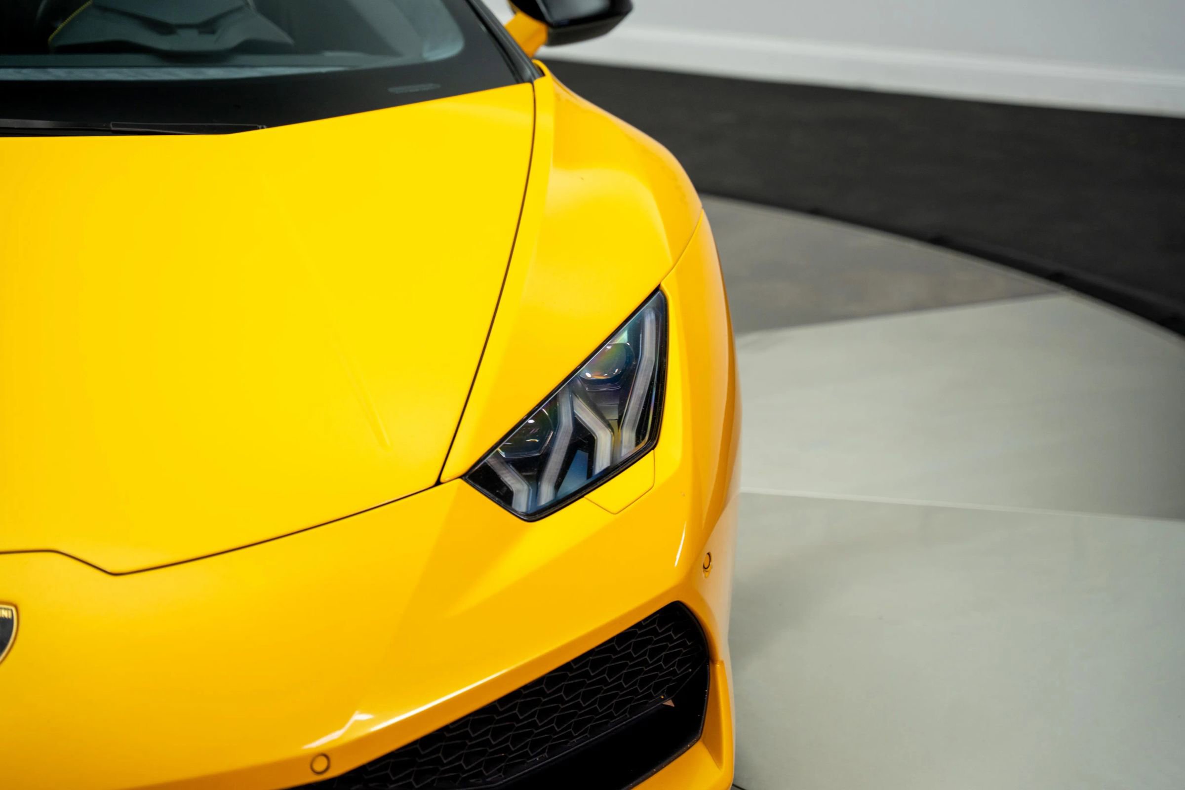 Used 2015 Lamborghini Huracan LP 610-4 image 8