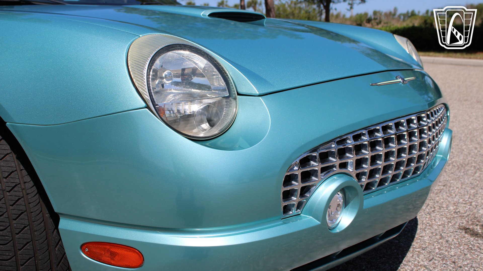 Used 2002 Ford Thunderbird RWD image 23