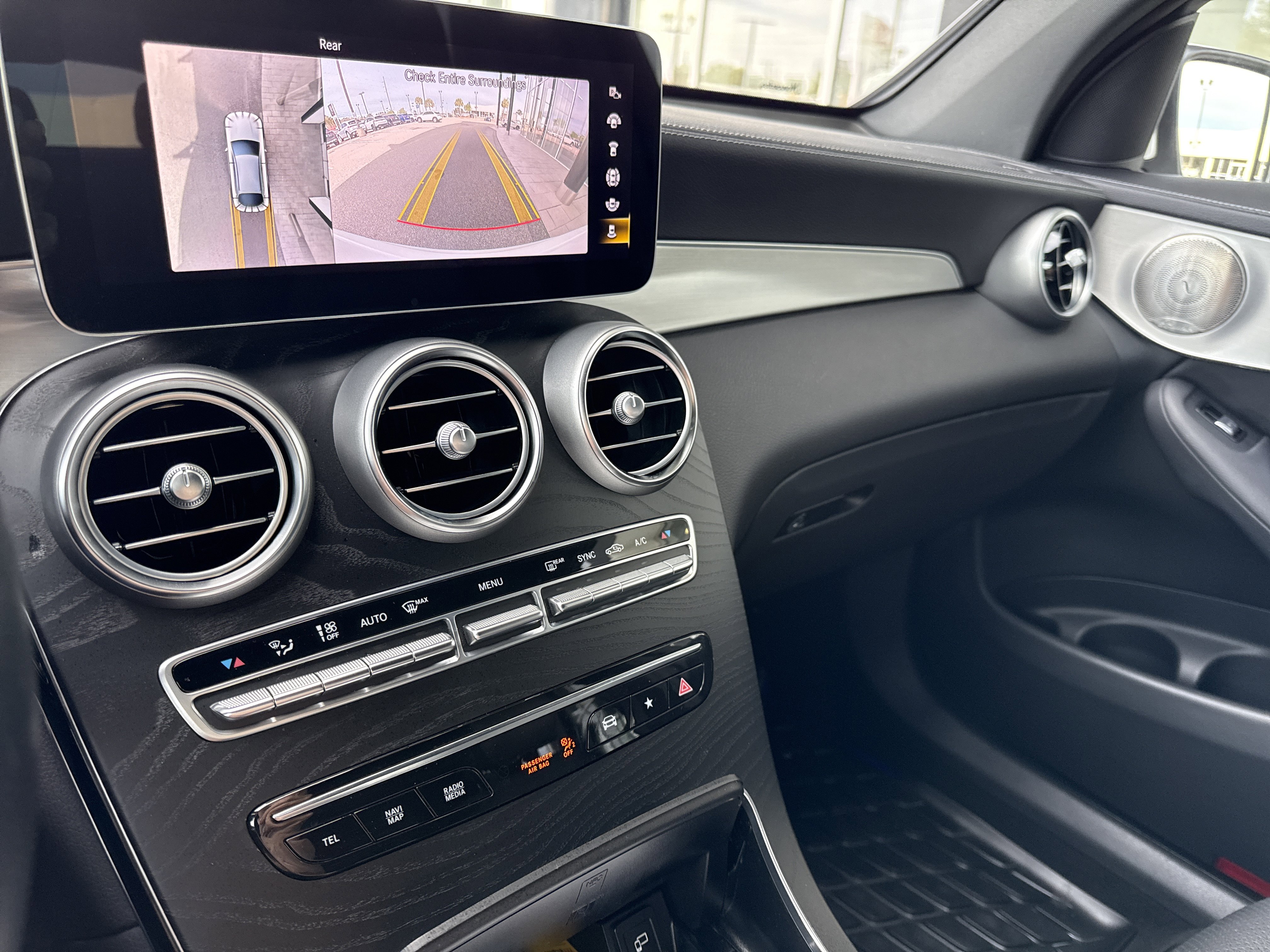 Certified 2023 Mercedes-Benz GLC 300 4MATIC Coupe image 9
