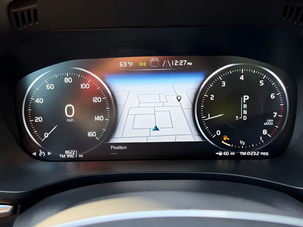 Used 2020 Volvo XC60 T5 R-Design FWD image 41
