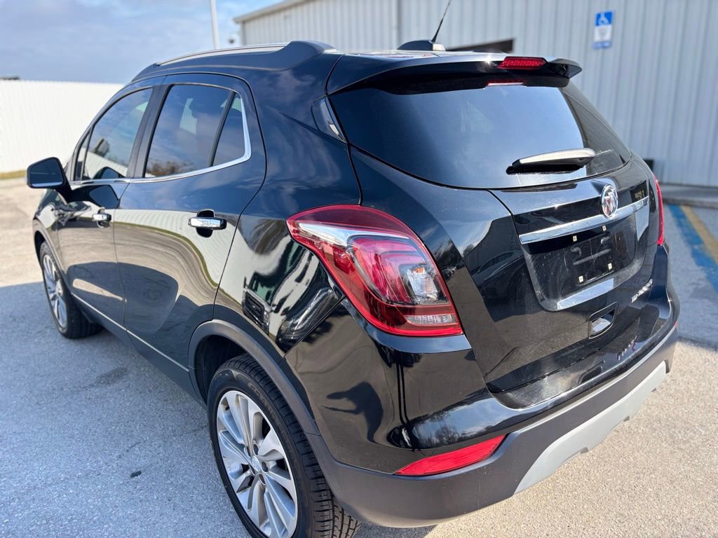 Used 2019 Buick Encore Preferred image 3