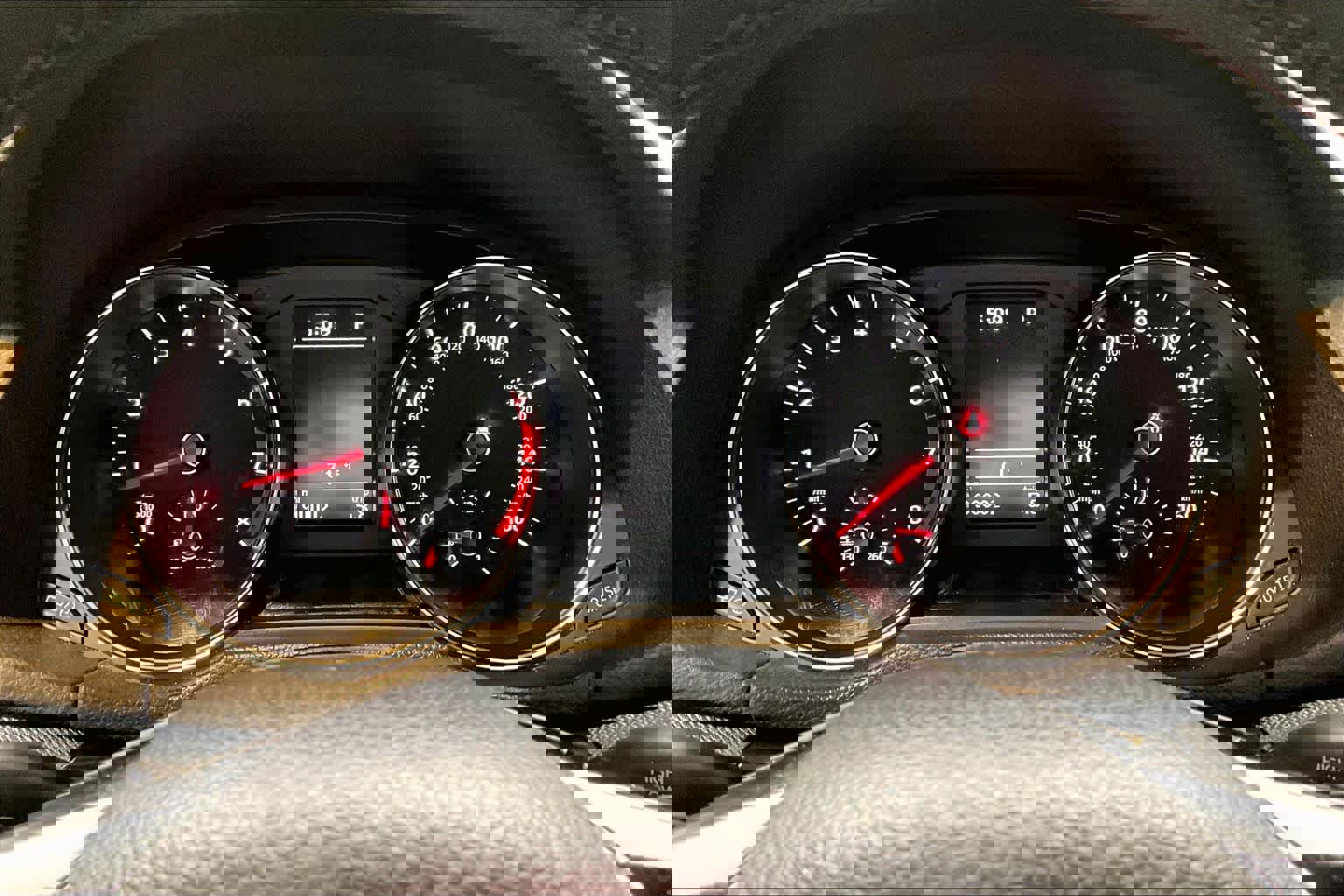 Used 2018 Volkswagen Passat 2.0T R-Line image 25