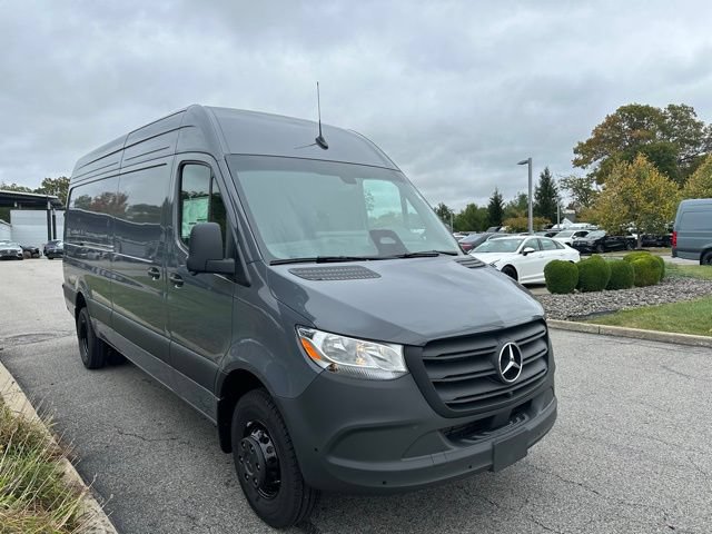 Used 2026 Mercedes-Benz Sprinter 3500 image 7