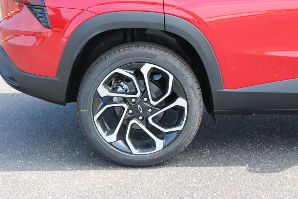 New 2026 Chevrolet Trax RS w/ Driver Confidence Package FWD image 13