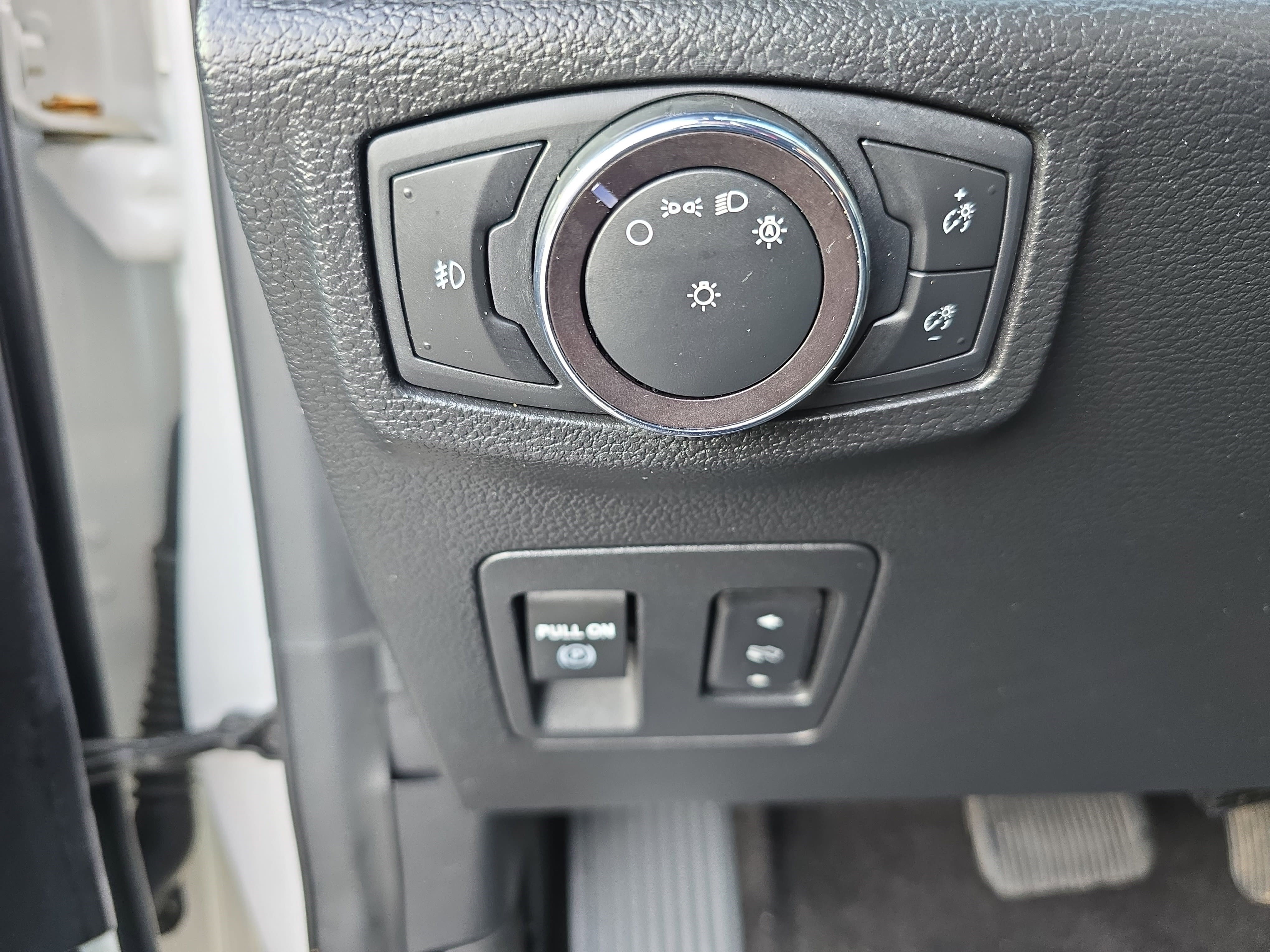 Used 2019 Ford Expedition Limited w/ Equipment Group 301A image 27