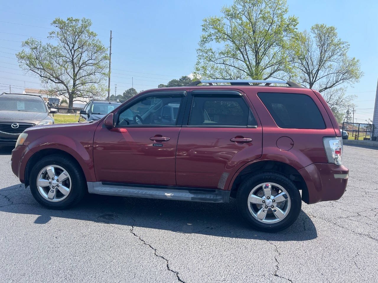 Used 2010 Mercury Mariner Premier FWD image 9