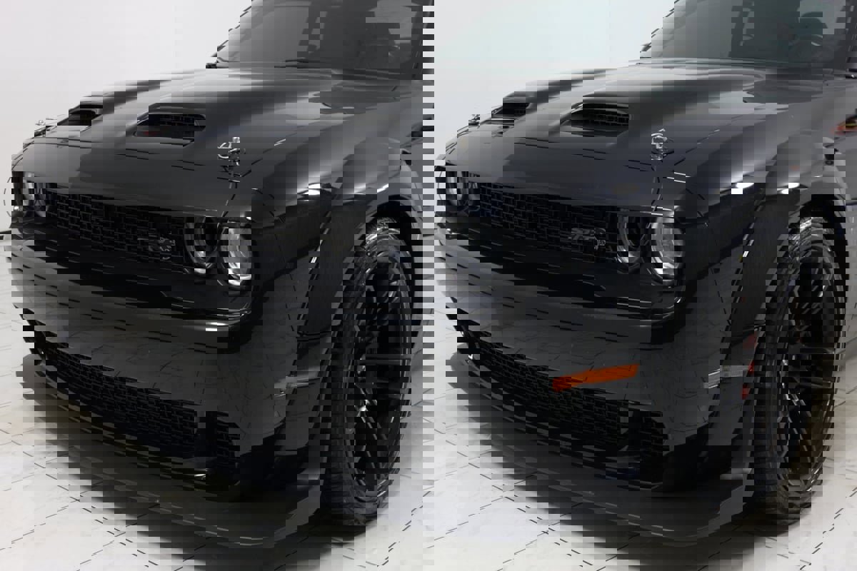 Used 2021 Dodge Challenger SRT Hellcat Redeye image 43