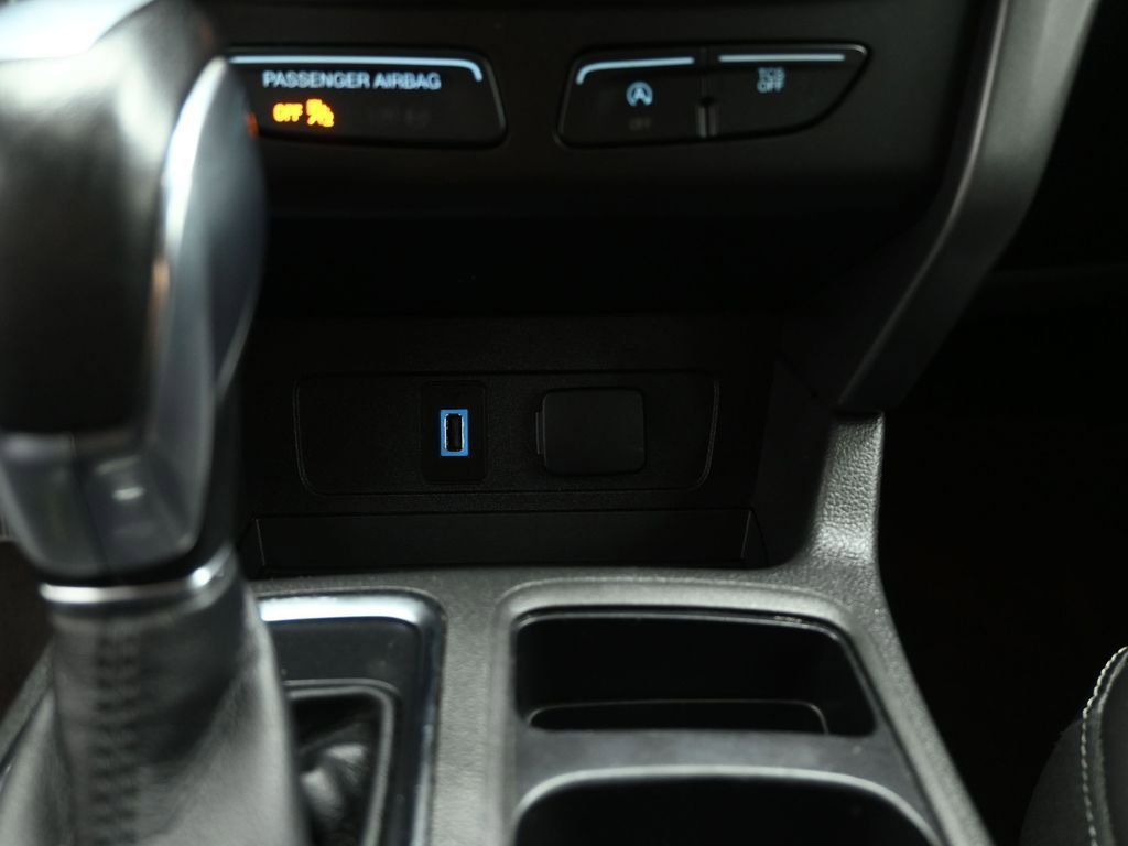 Certified 2019 Ford Escape SEL image 18