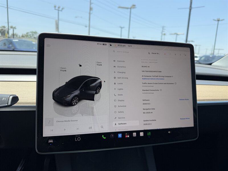 Used 2022 Tesla Model Y Long Range AWD/4WD image 17