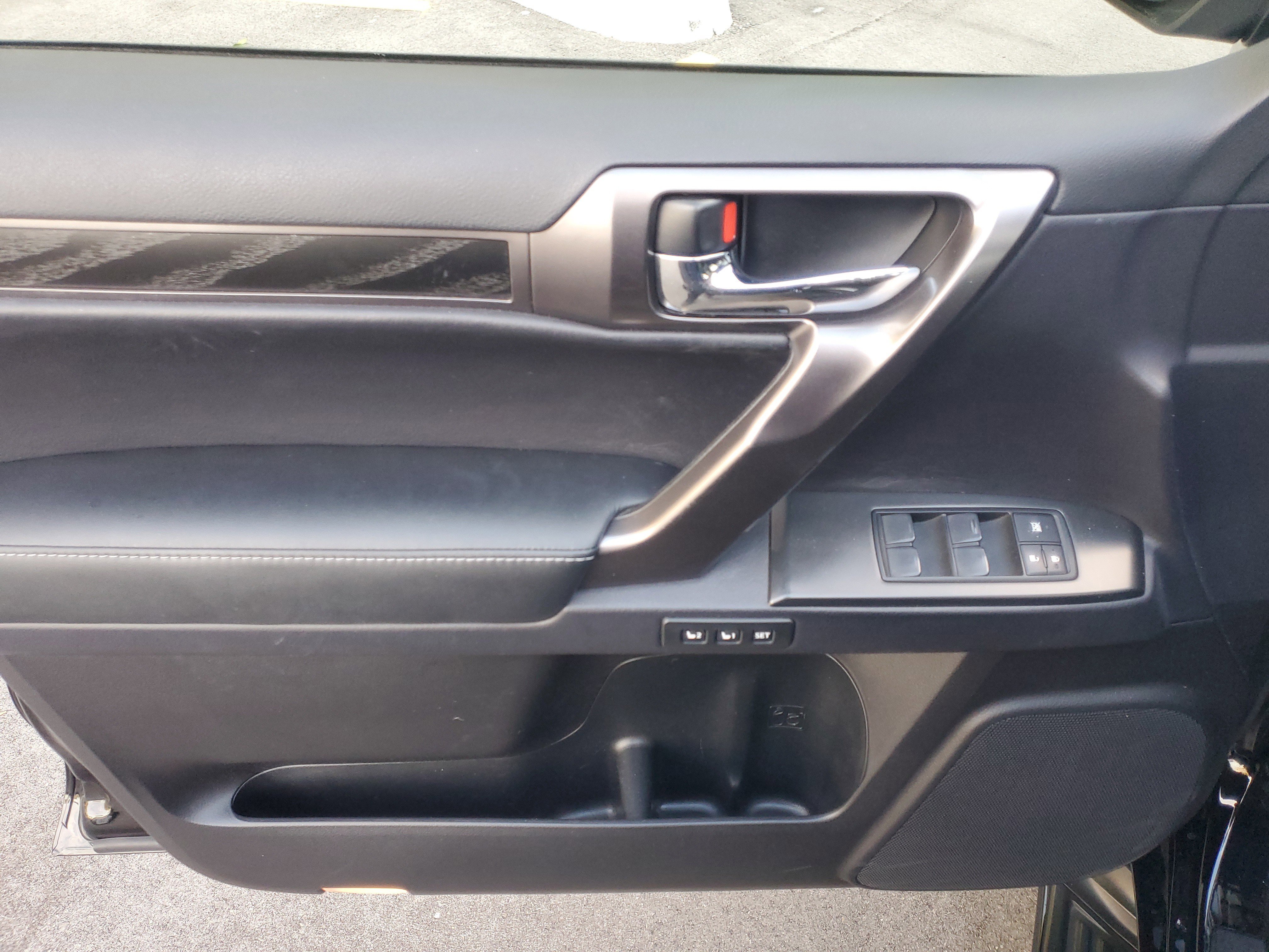 Certified 2022 Lexus GX 460 w/ Black Line Special Edition image 18