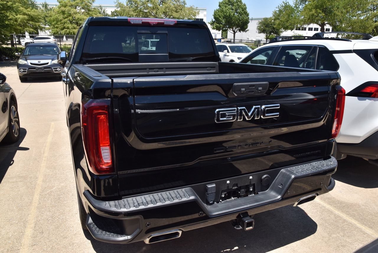 Used 2023 GMC Sierra 1500 Denali w/ Denali Reserve Package AWD/4WD image 8