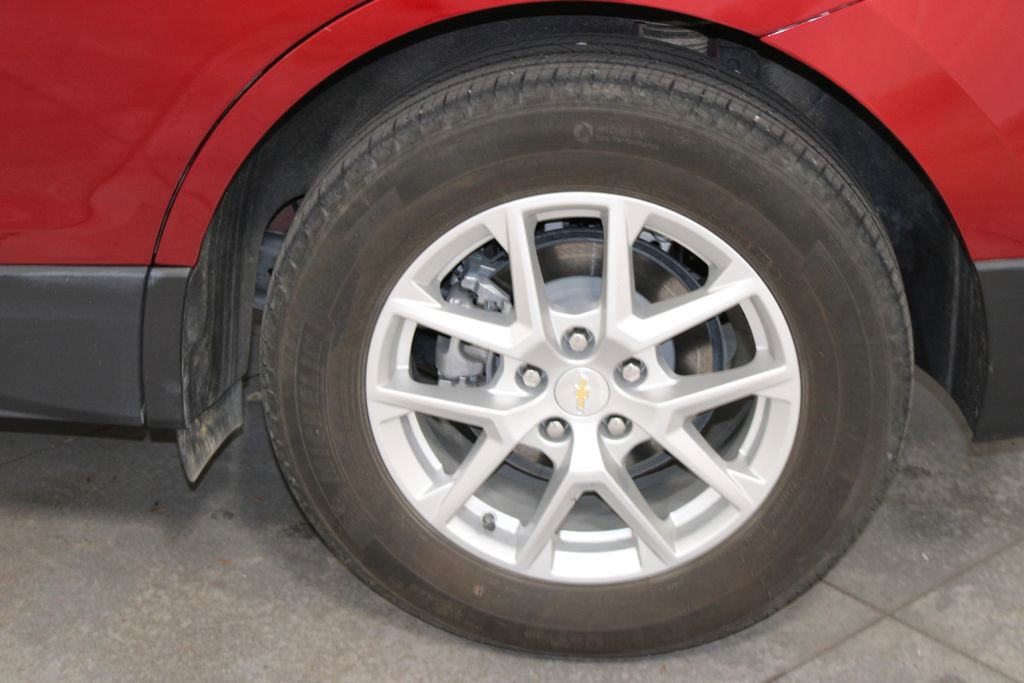 Used 2023 Chevrolet Equinox LT image 47