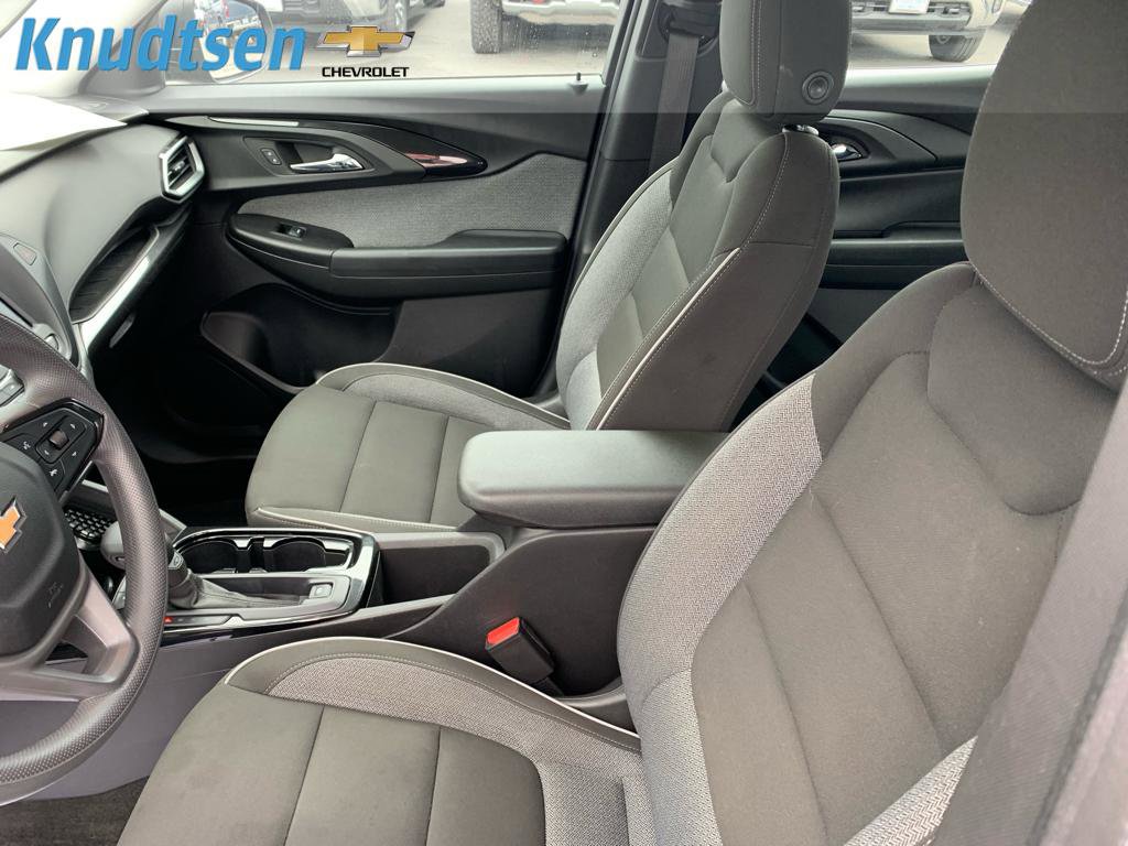 Used 2022 Chevrolet TrailBlazer LS image 17