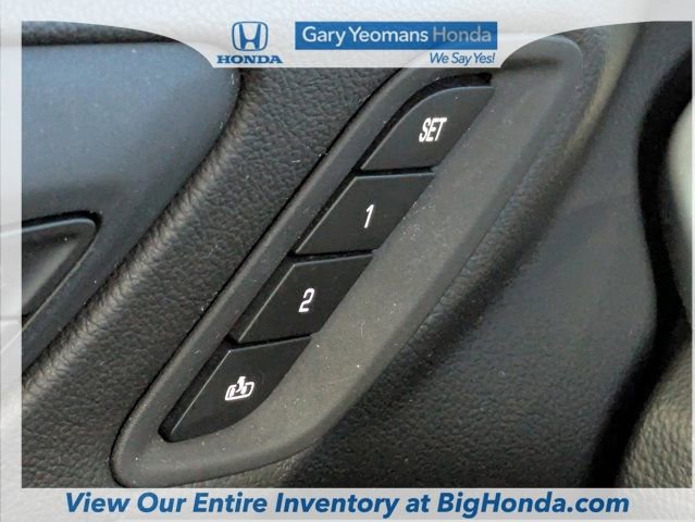 Used 2022 GMC Acadia SLT w/ Technology Package image 26