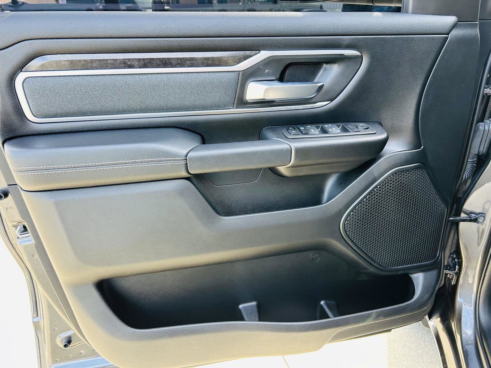 Used 2022 RAM 1500 Big Horn image 10