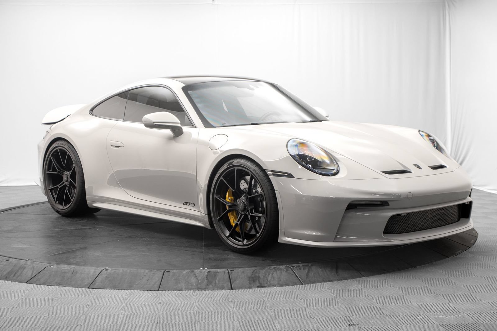 Used 2022 Porsche 911 GT3 RWD image 9