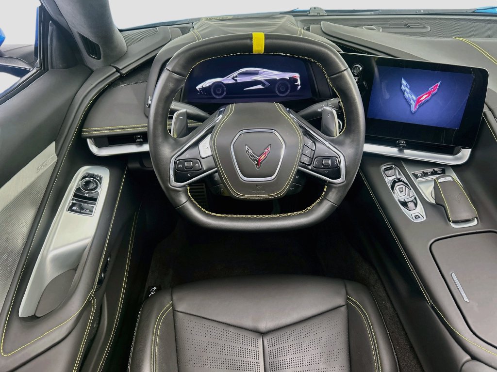 Used 2022 Chevrolet Corvette Stingray Premium Cpe w/ Z51 Performance Package RWD image 10
